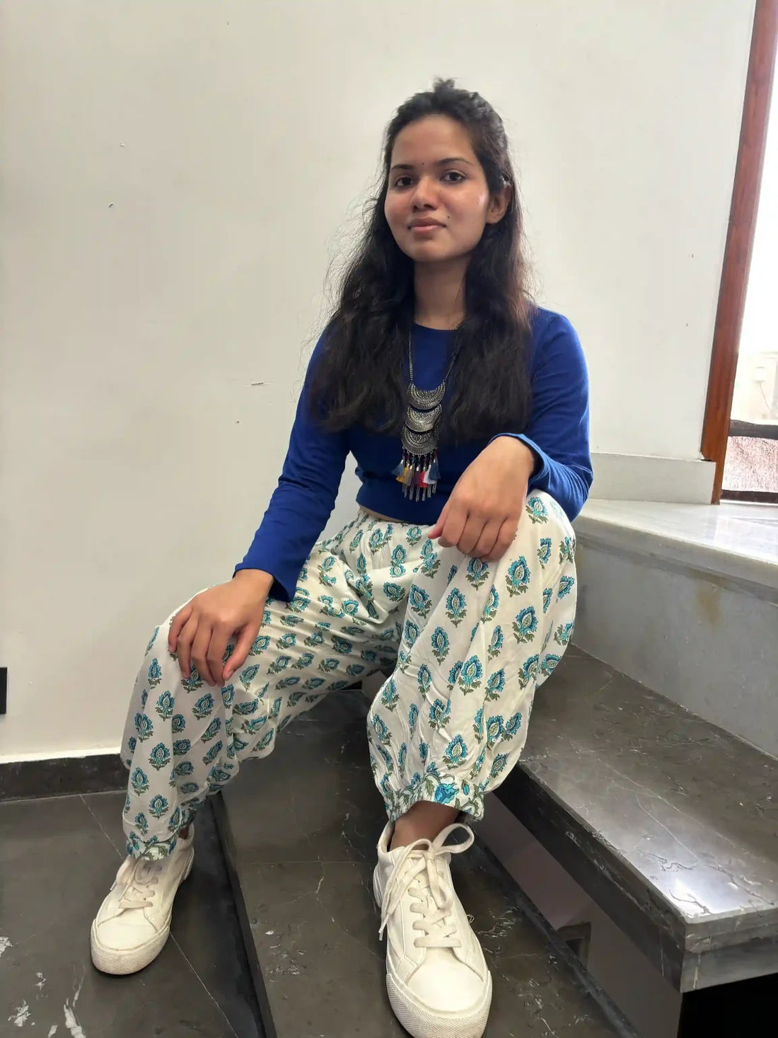 katai zehar stretchable cotton blouse