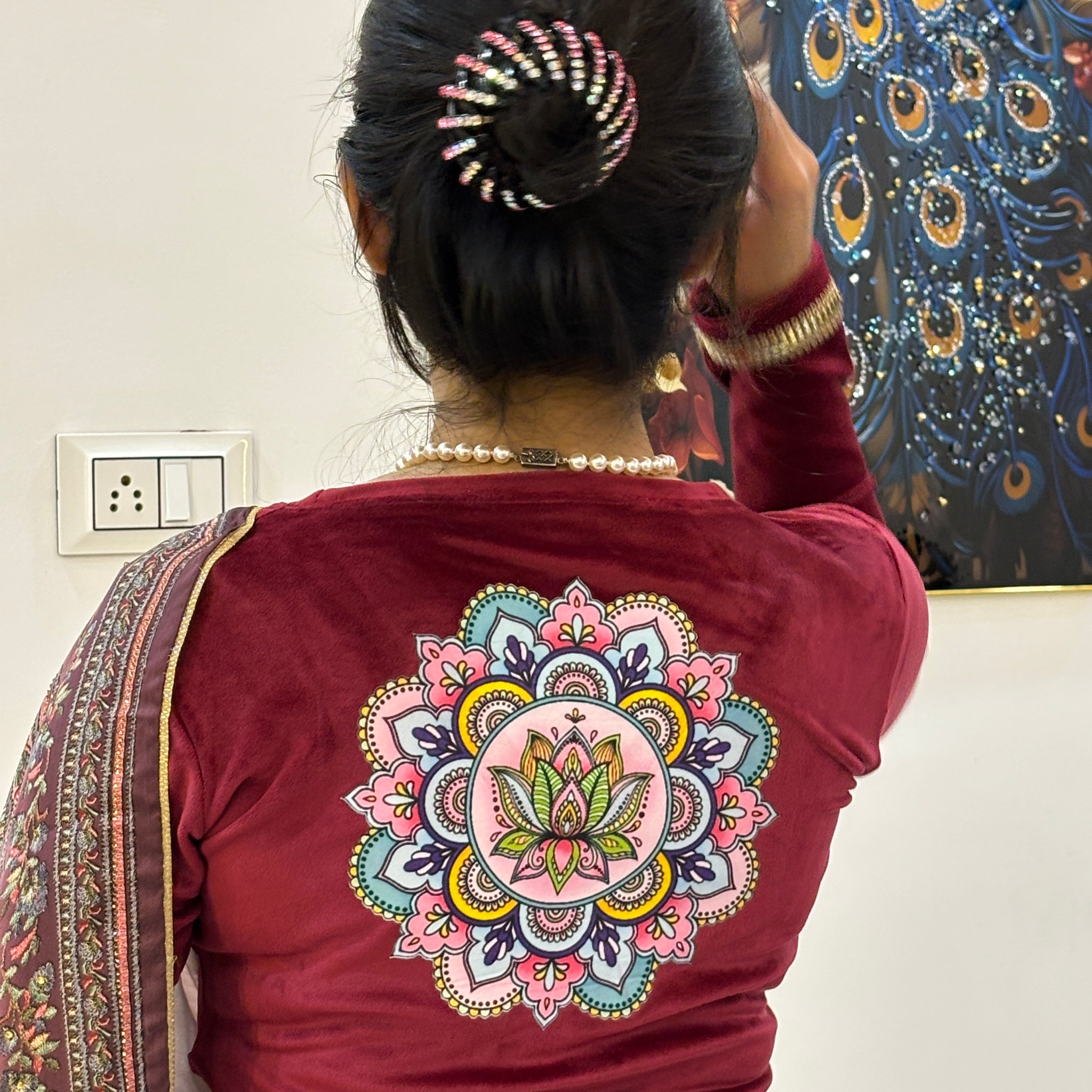 lotus circle print velvet stretchable  blouse